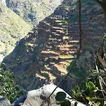 Cc39-q4 Quarto em Acomodações Particulares Funchal (Madeira)